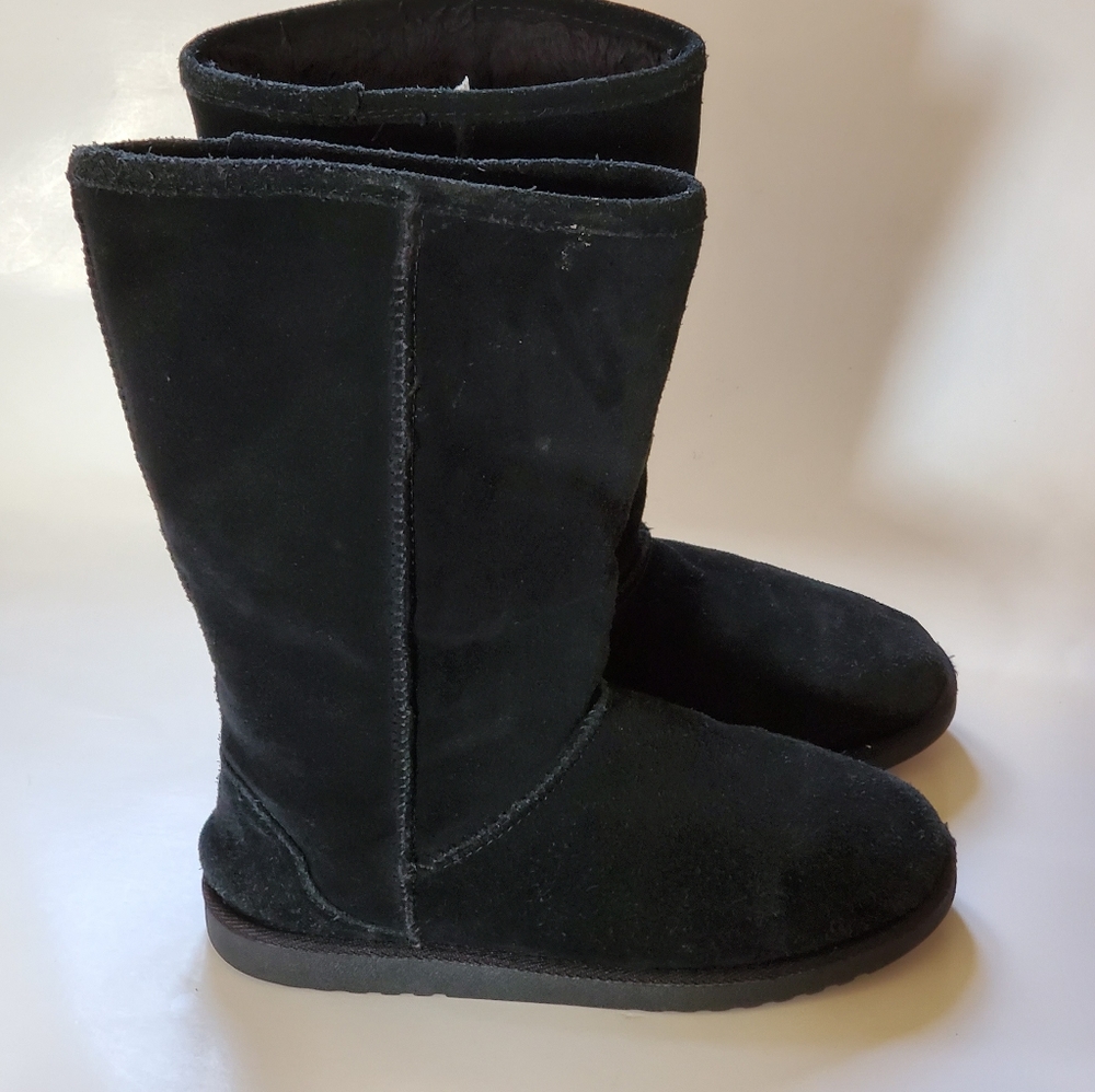 Snow boots used